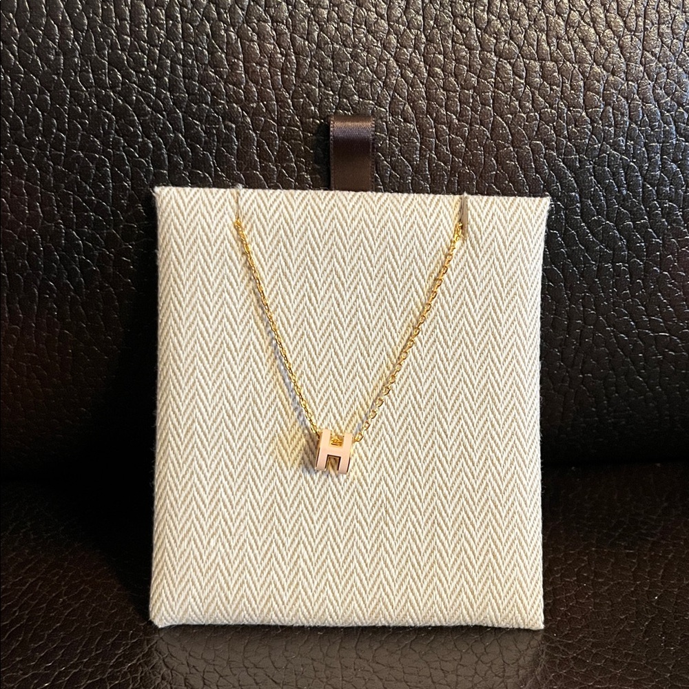 Hermès Pop H logo enamel pendant necklace NEW - Picture 5 of 9